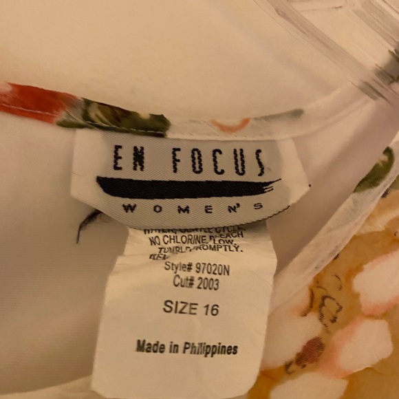 En Focus Studio Women’s sz 16 Floral Sleeveless Long Dress & attached under slip - Picture 8 of 11